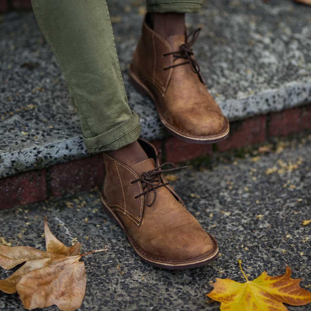 Men's brown leather handcrafted chukka boot - FREE SHIPPING | Veldskoen -  Veldskoen Shoes USA